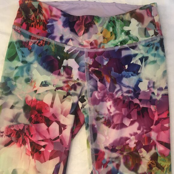 Live Love Dream Pretty Floral Capri Pants Womens Size XS Stretch Exercise Yoga - Picture 8 of 15